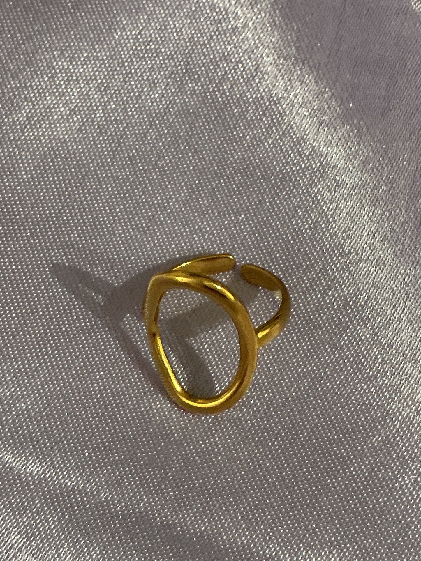 Oval Ring