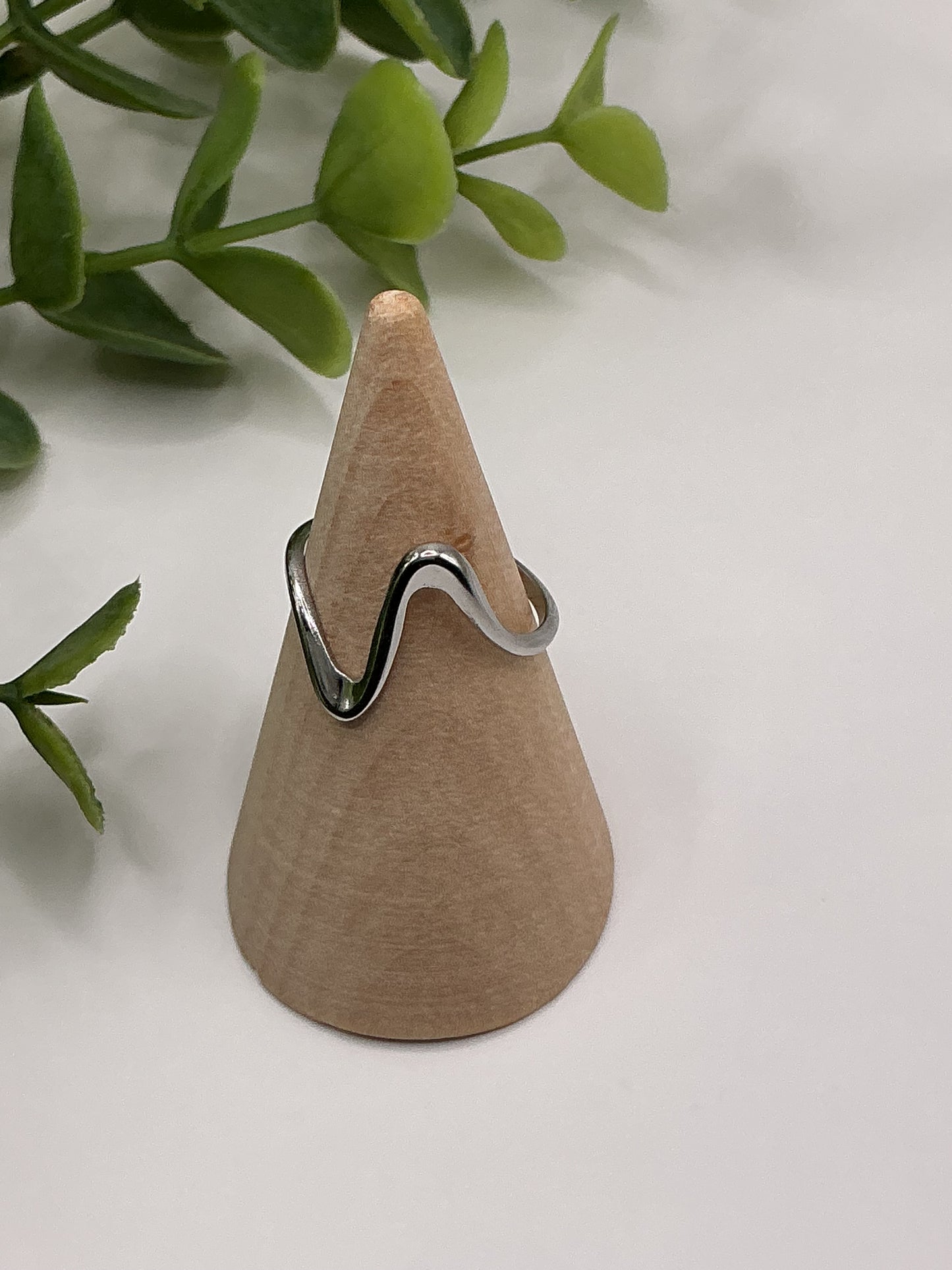 Wavy Ring
