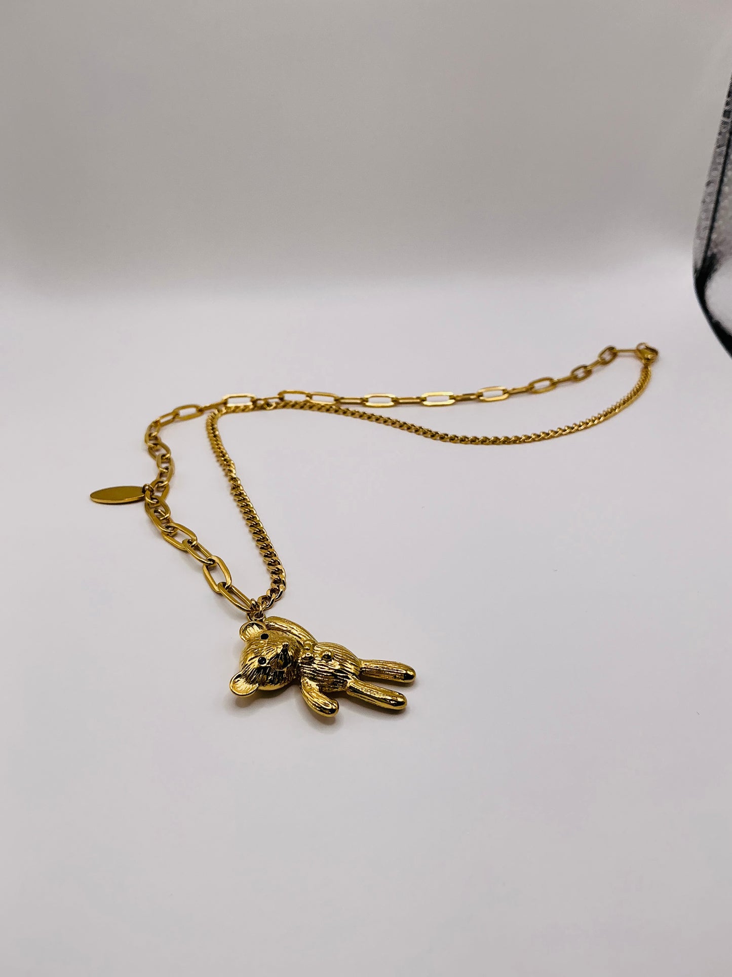 Oso Cariñoso Necklace