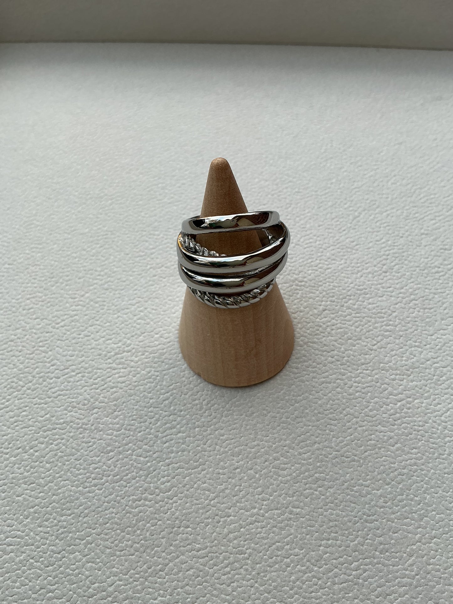 Linked Ring